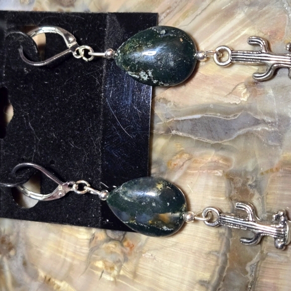 Green Teardrop Stone Earrings with Silver Cactus Charm - Picture 2 of 2